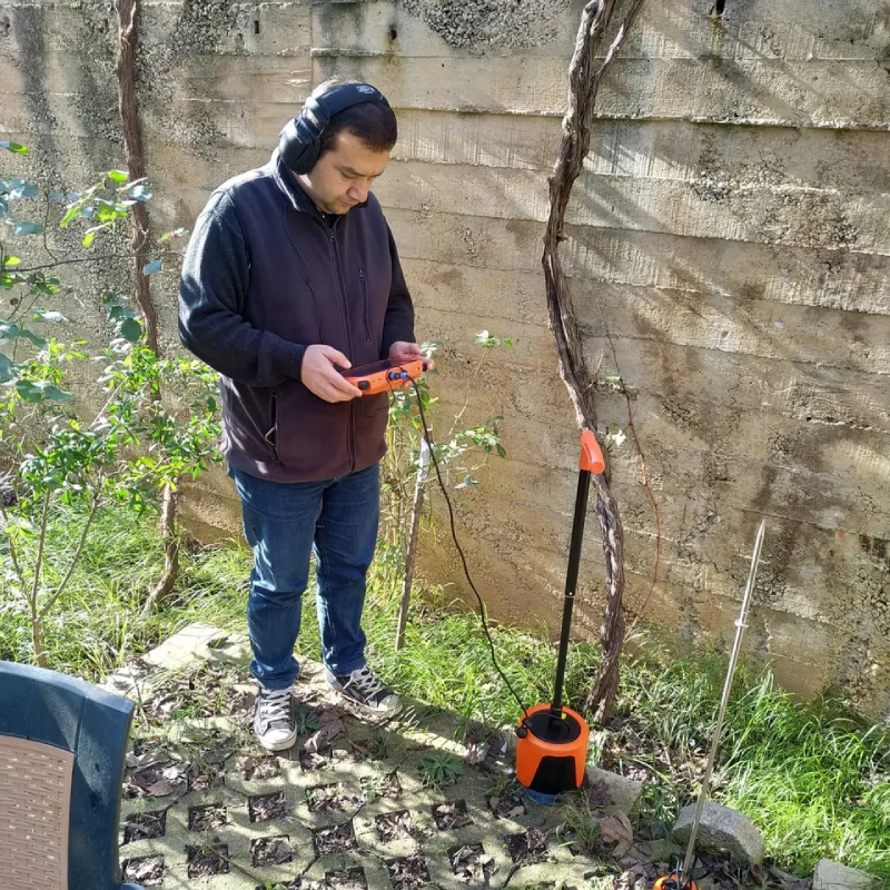 pipeline leak detector
