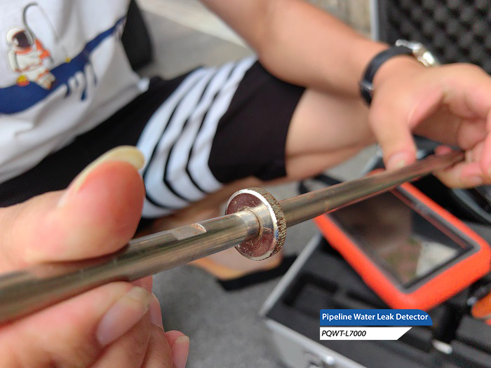 pipeline leak detector